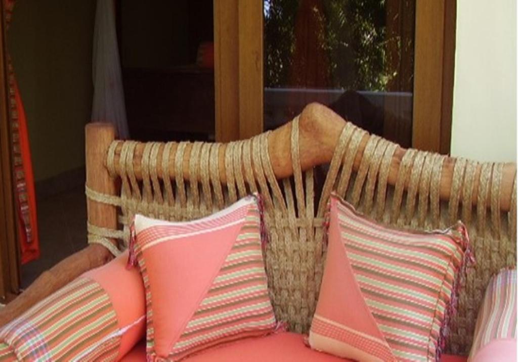 Hill Park Hotel - Tiwi Beach Δωμάτιο φωτογραφία